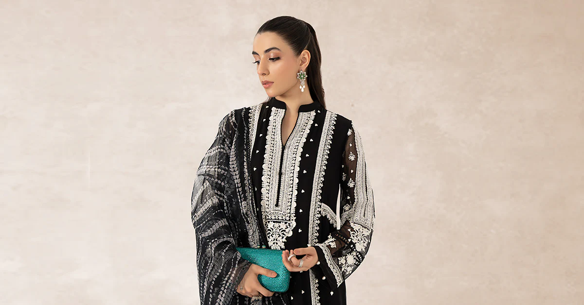 3 Piece Embroidered Suit - Image 8