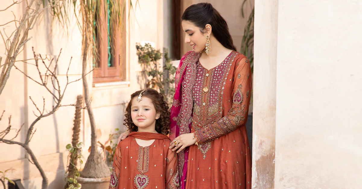3 Piece Embroidered Raw Silk Suit - Image 10
