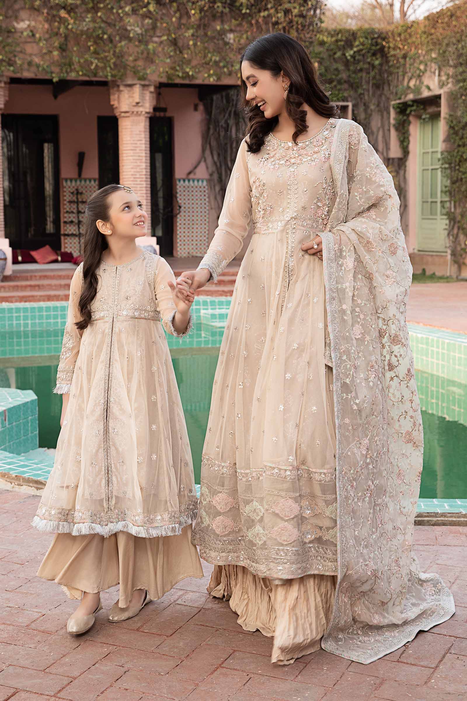 3 Piece Embroidered Net Suit - Image 4