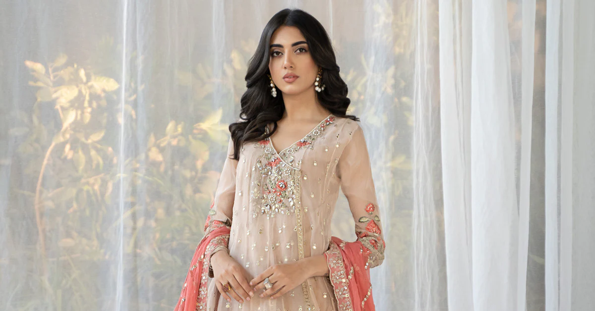 3 Piece Embroidered Organza Suit - Image 7