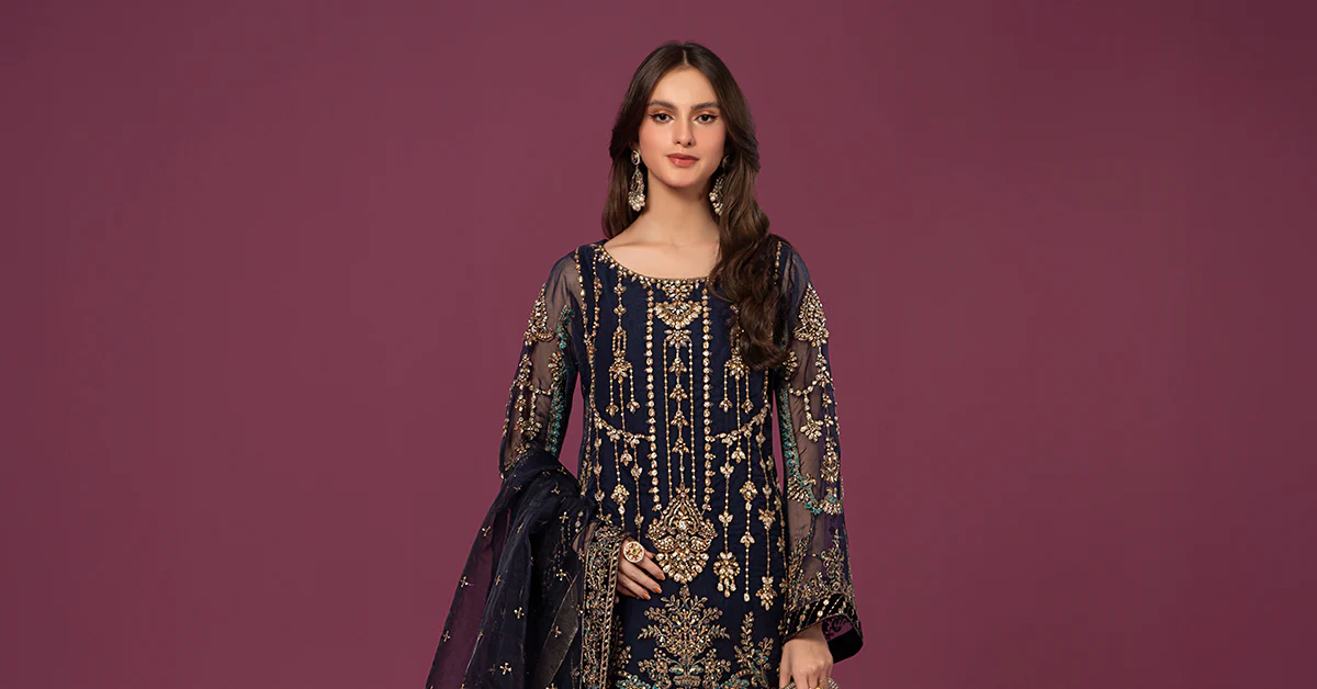 3 Piece Embroidered Organza Suit - Image 8