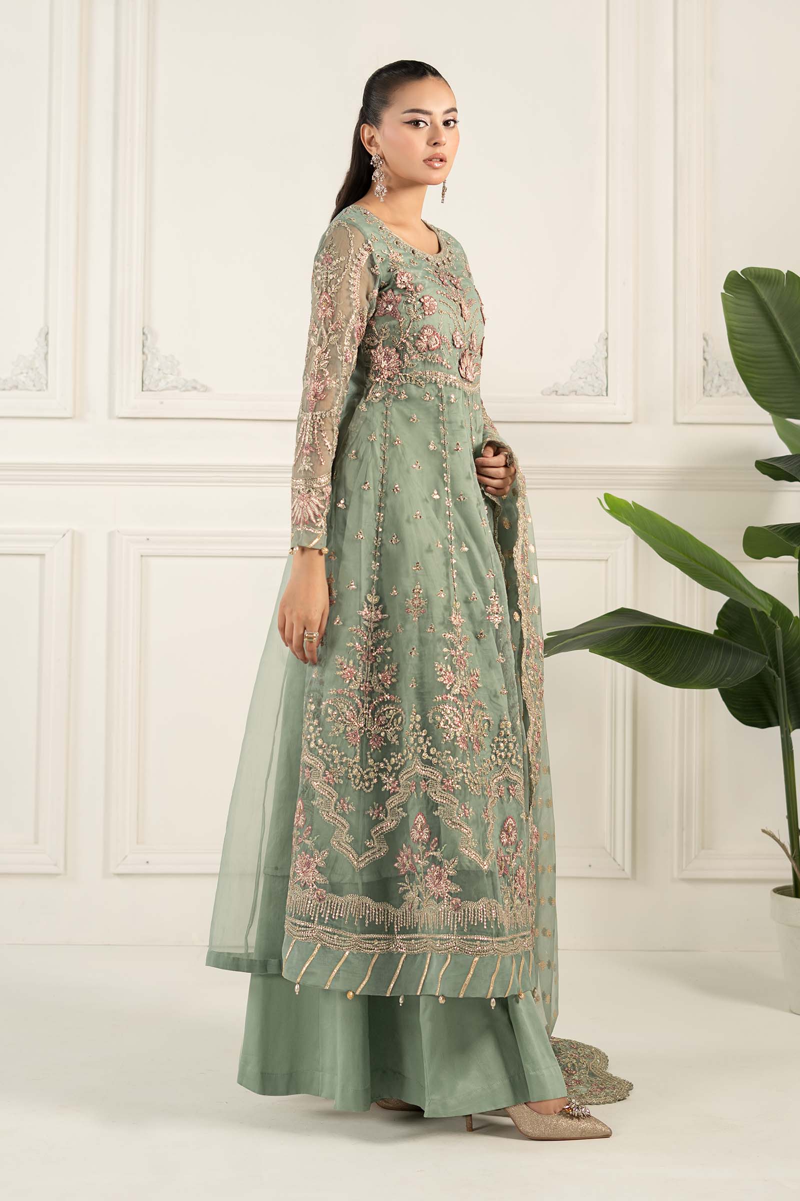 3 Piece Embroidered Organza Suit - Image 4
