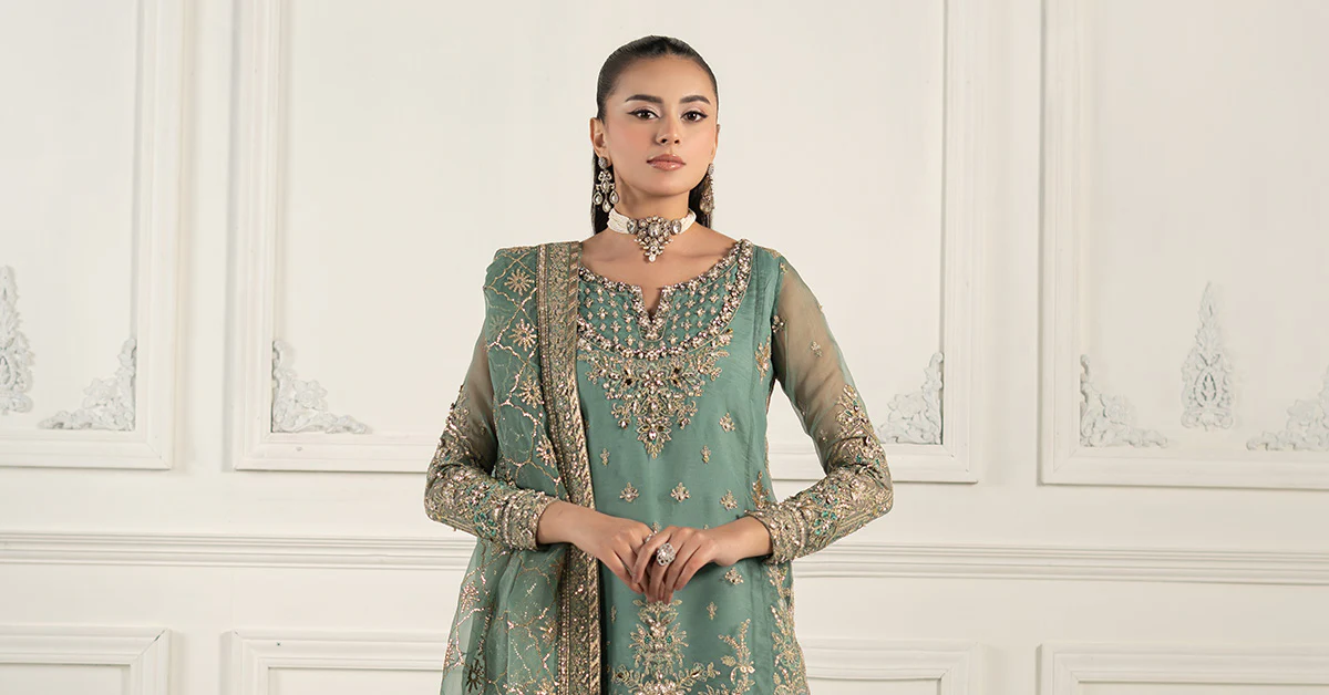 3 Piece Embroidered Organza Suit - Image 11