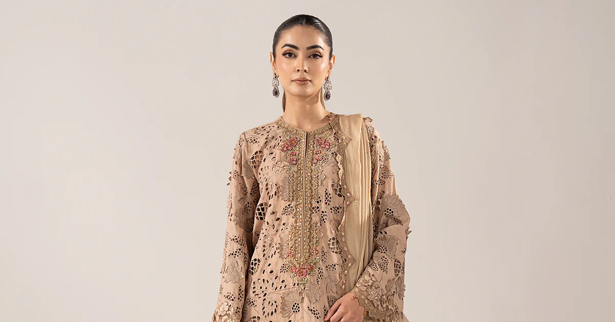 3 Piece Embroidered Raw Silk Suit - Image 10