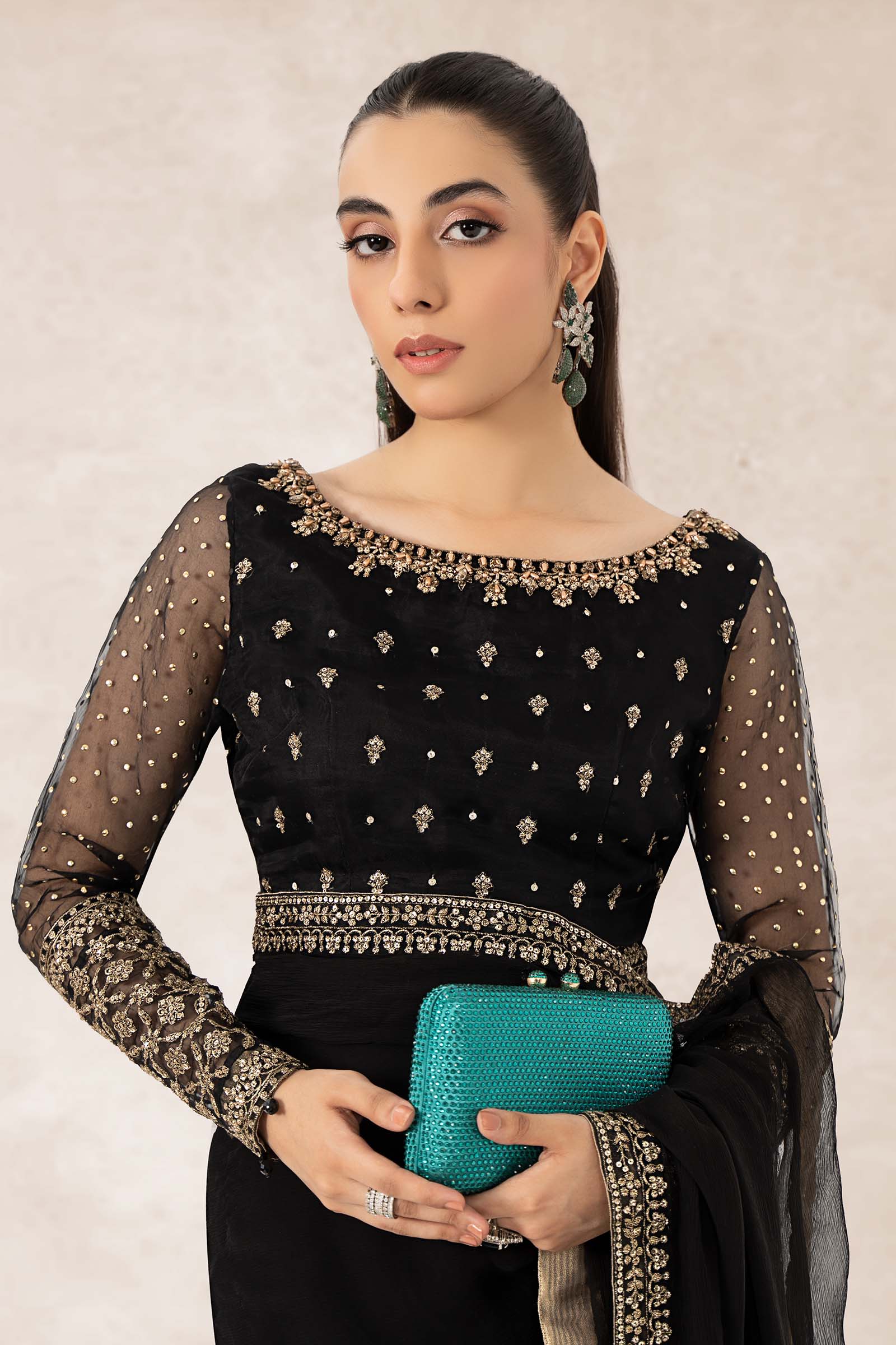 Embroidered Organza Saree - Image 3