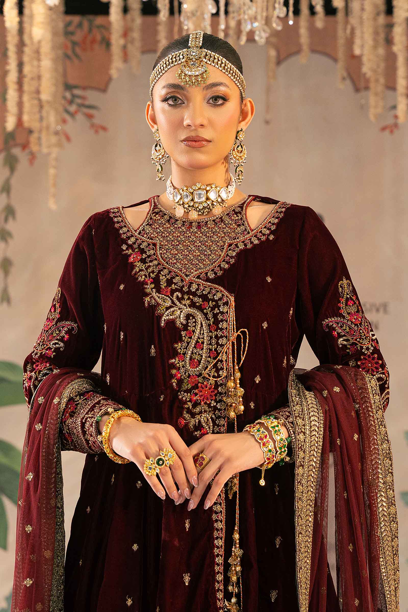 3 Piece Embroidered Velvet Suit - Image 2