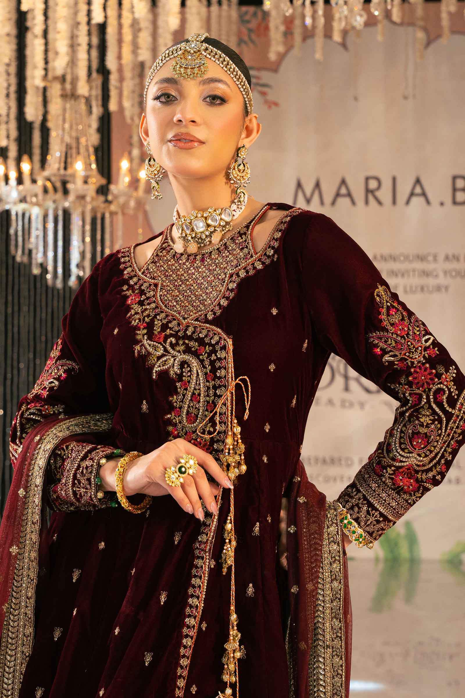 3 Piece Embroidered Velvet Suit - Image 3