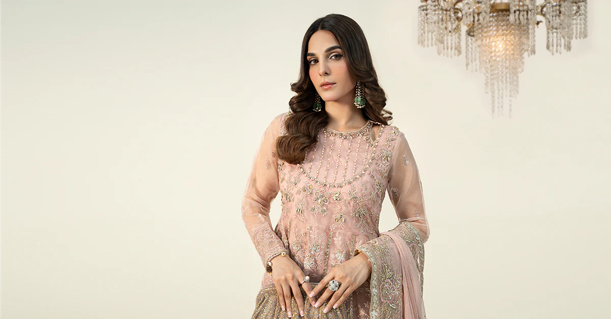 3 Piece Embroidered Organza Suit - Image 7