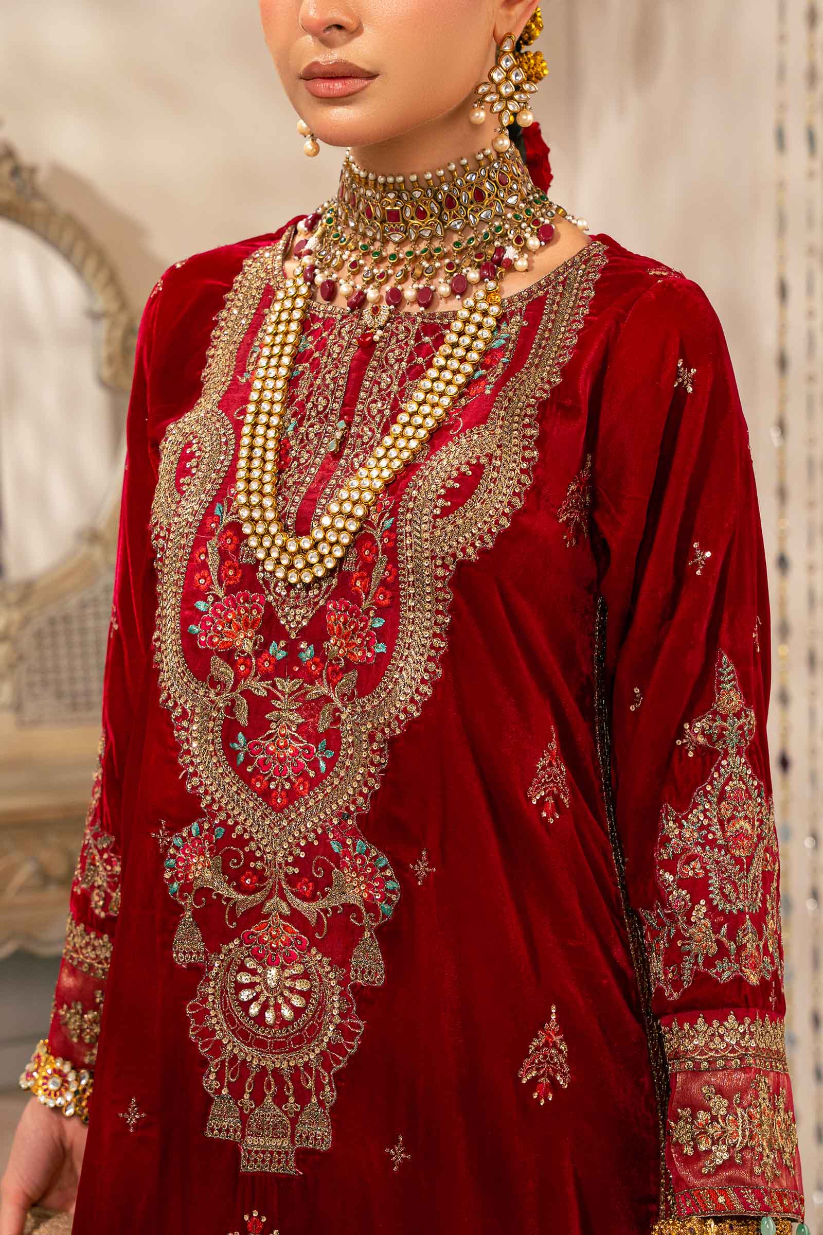 3 Piece Embroidered Velvet Suit - Image 3