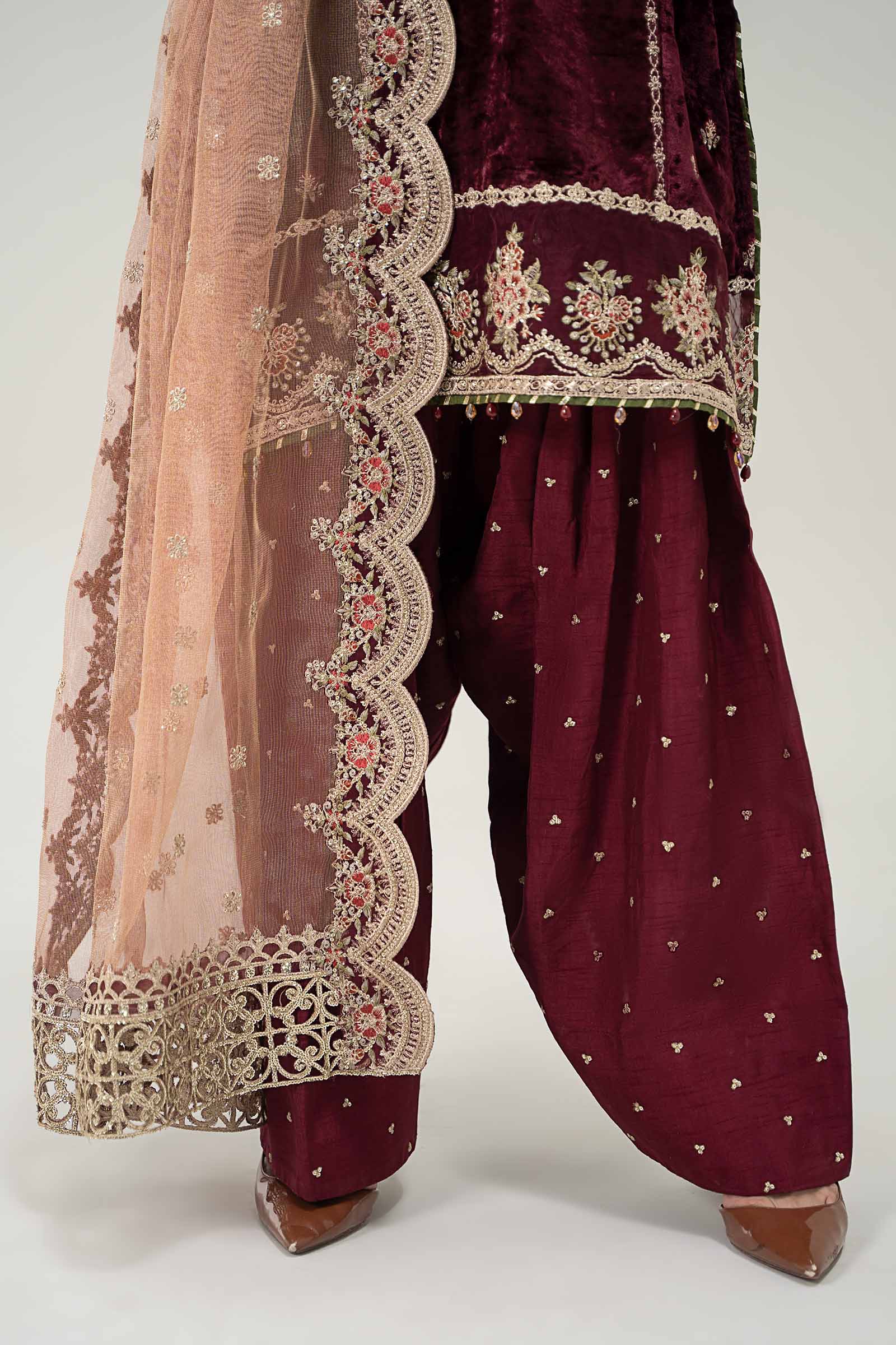 3 Piece Embroidered Velvet Suit - Image 3