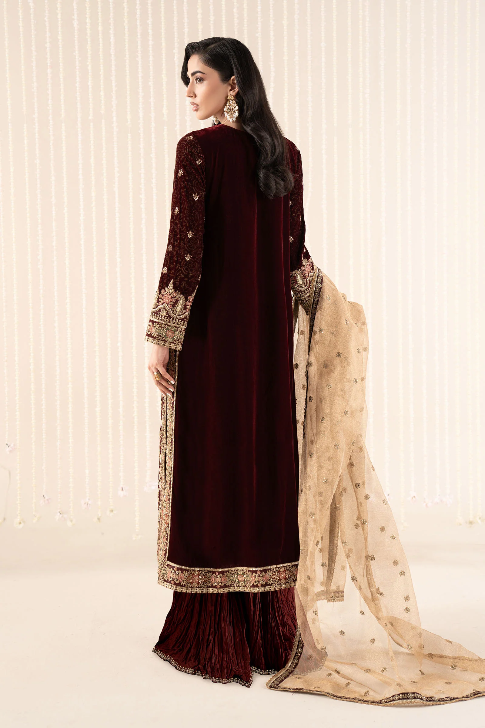 3 Piece Embroidered Velvet Suit - Image 8