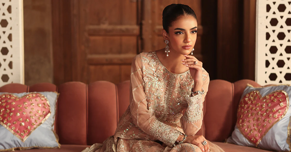 3 Piece Embroidered Organza Suit - Image 10