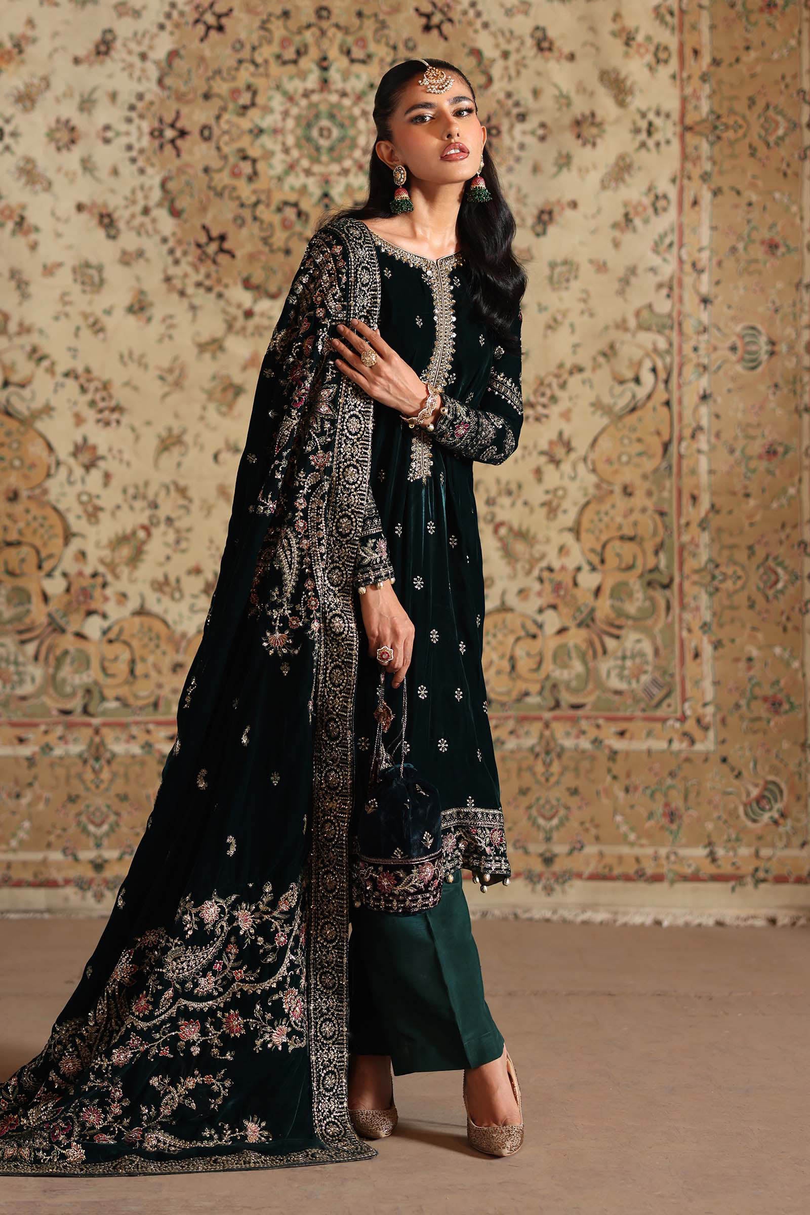 3 Piece Embroidered Velvet Suit - Image 2