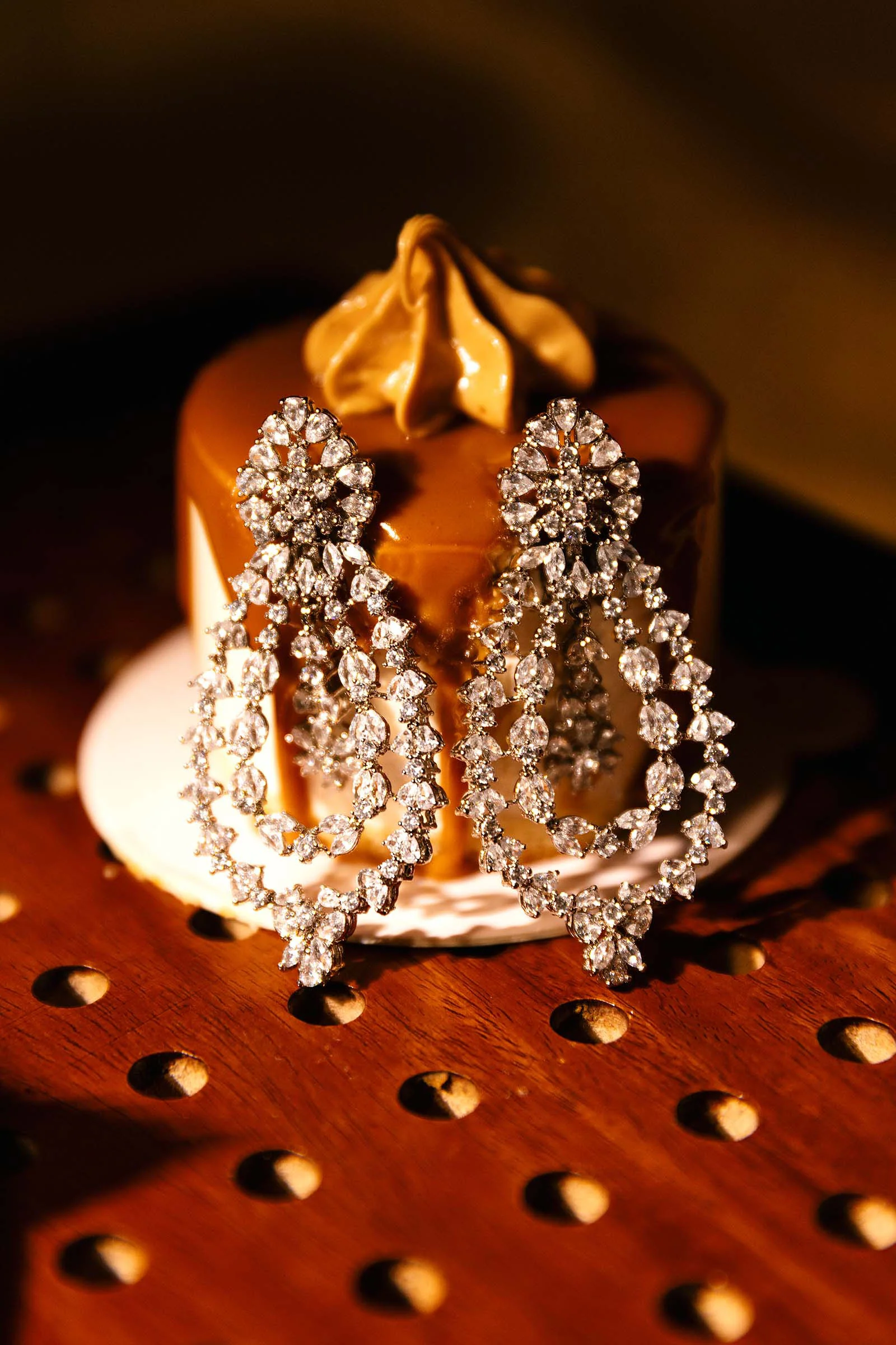 Zarinae Earrings